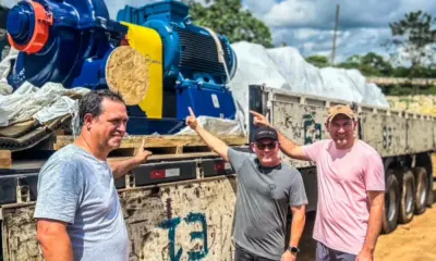 D0235A6F-19EB-4277-A27D-180F8864C978-1000×600