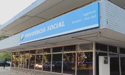 Fachada de prédio do Instituto Nacional do Seguro Social (INSS) • Reprodução/CNN