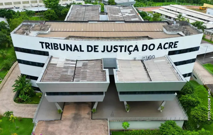 TJAC publica nova lista de convocação de estágio para entrega de documentação
