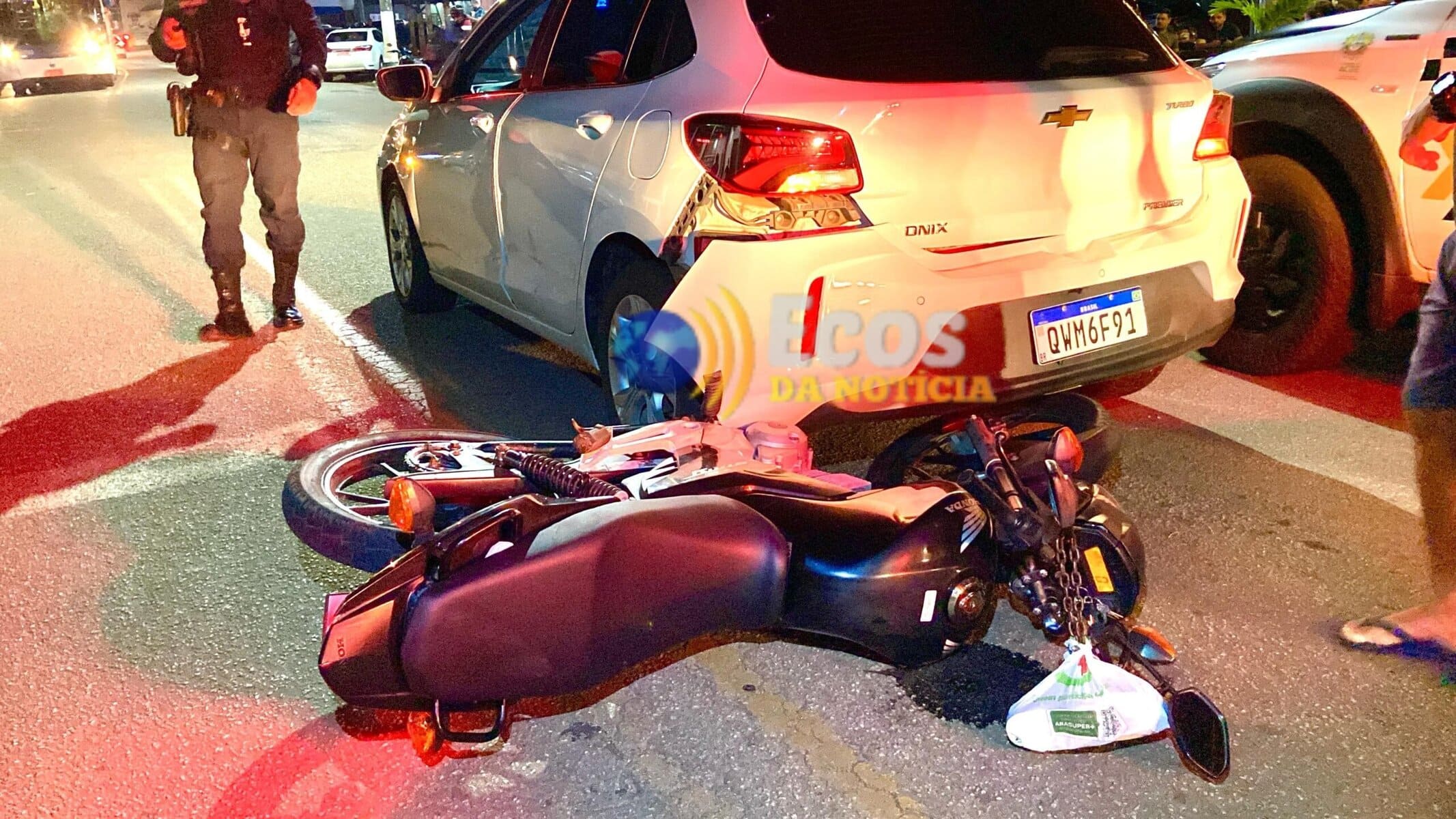 Em Rio Branco ,pai e filho ficam feridos após acidente de trânsito