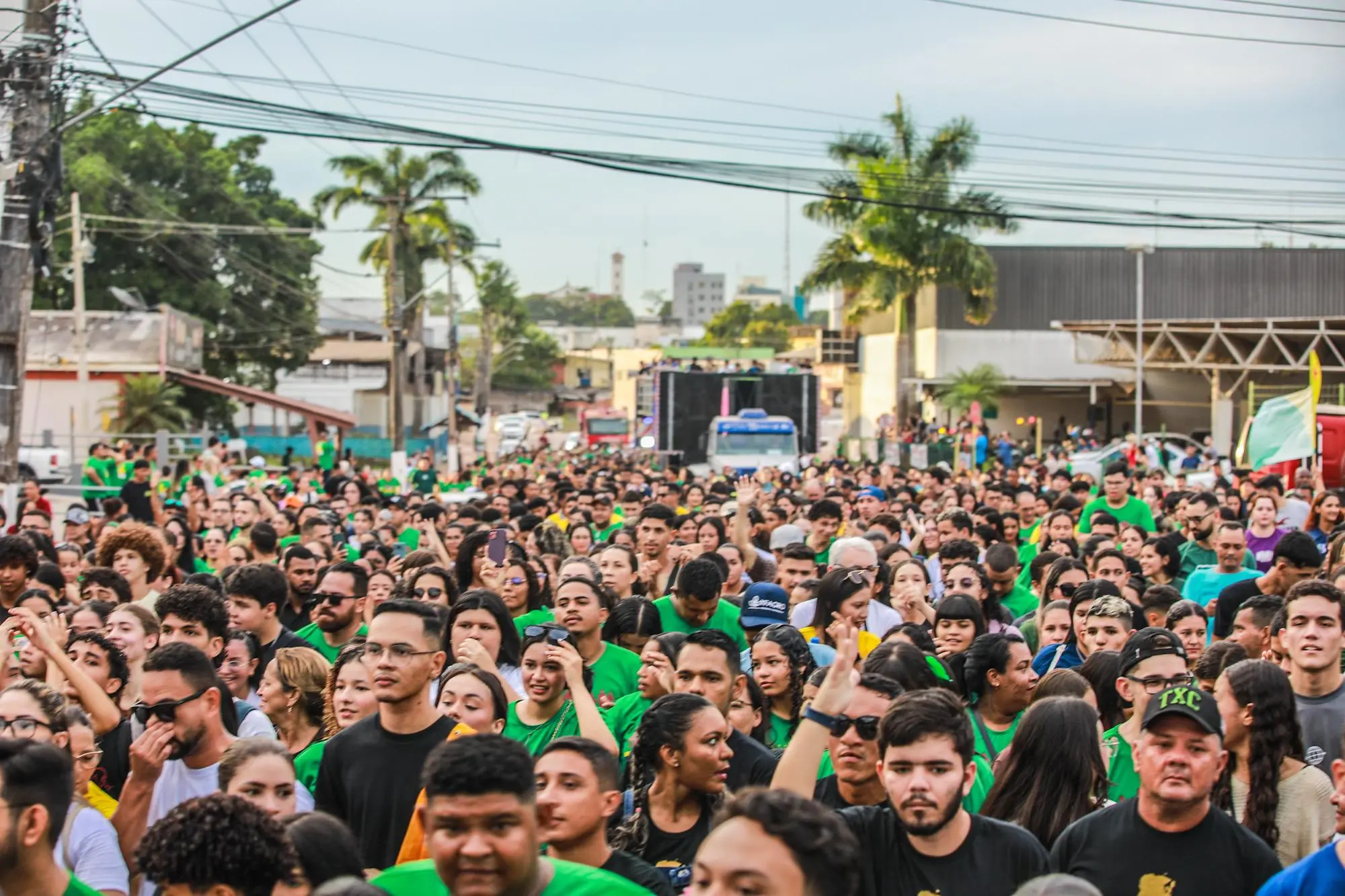 Marcha Pra Jesus reúne 10 mil pessoas em Rio Branco