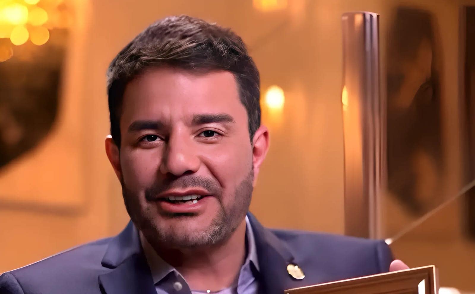 “Diga que ama a sua mãe”, diz Gladson Cameli em homenagem