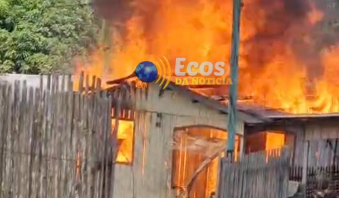Moradores combatem incêndio e evitam tragédia em Guajará, no AM