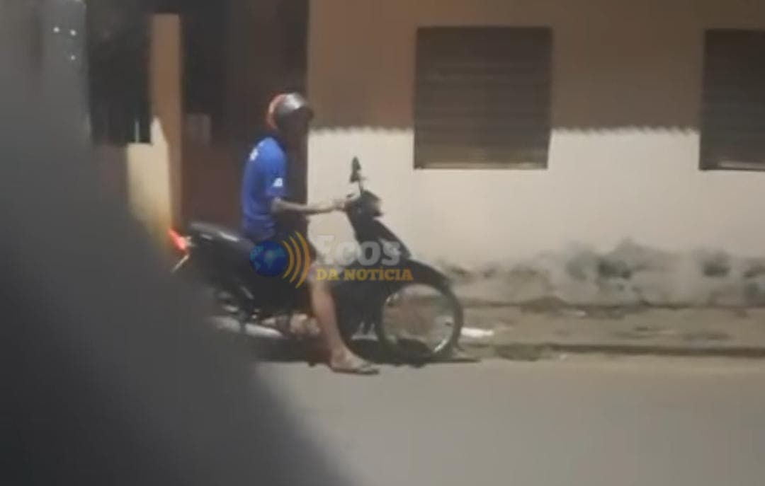 Maníaco em motocicleta é flagrado cometendo ato obsceno em frente a residência no bairro Sobral; veja vídeo