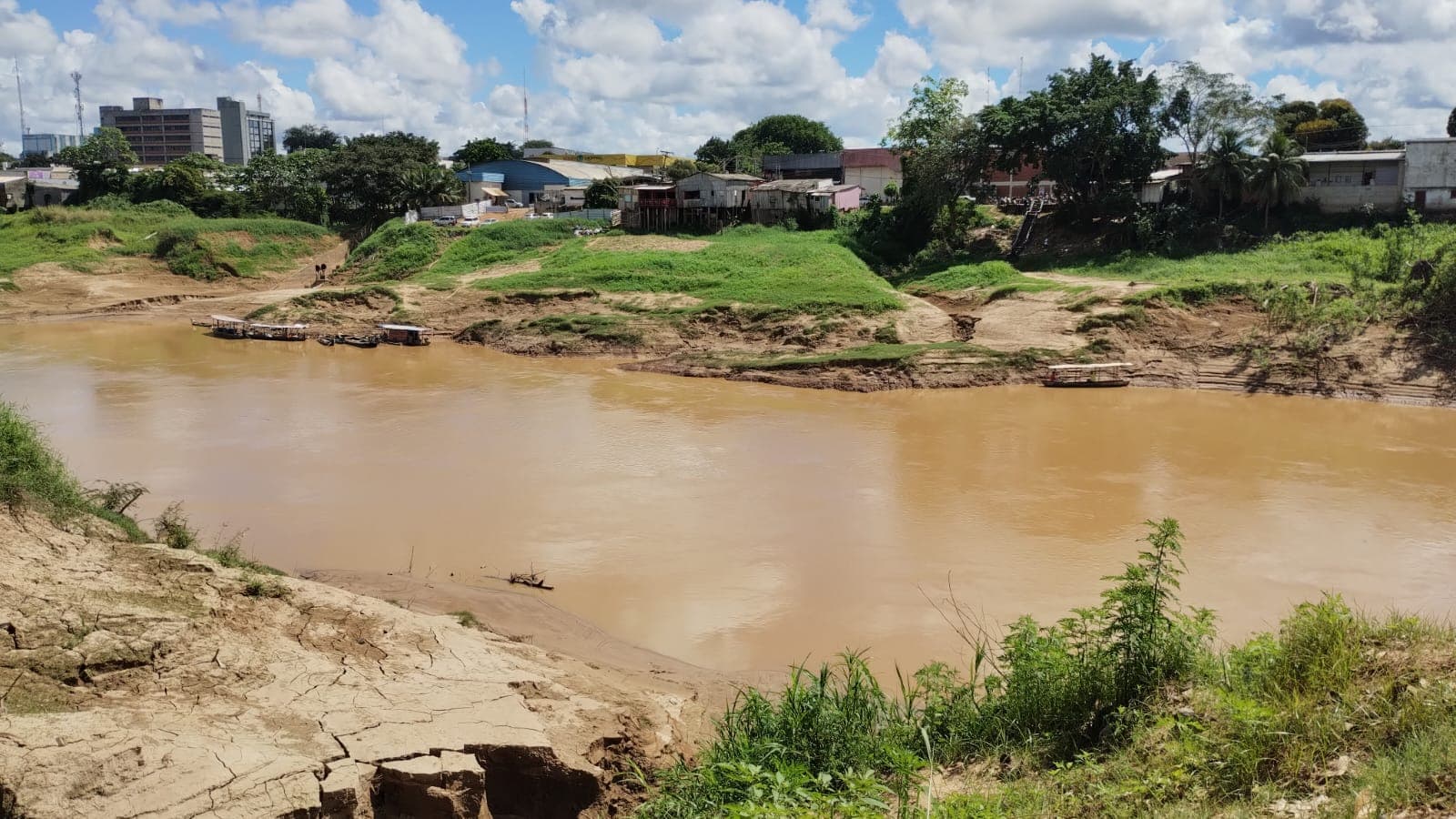Nível do Rio Acre segue em baixa e registra 3,47 metros nesta quarta