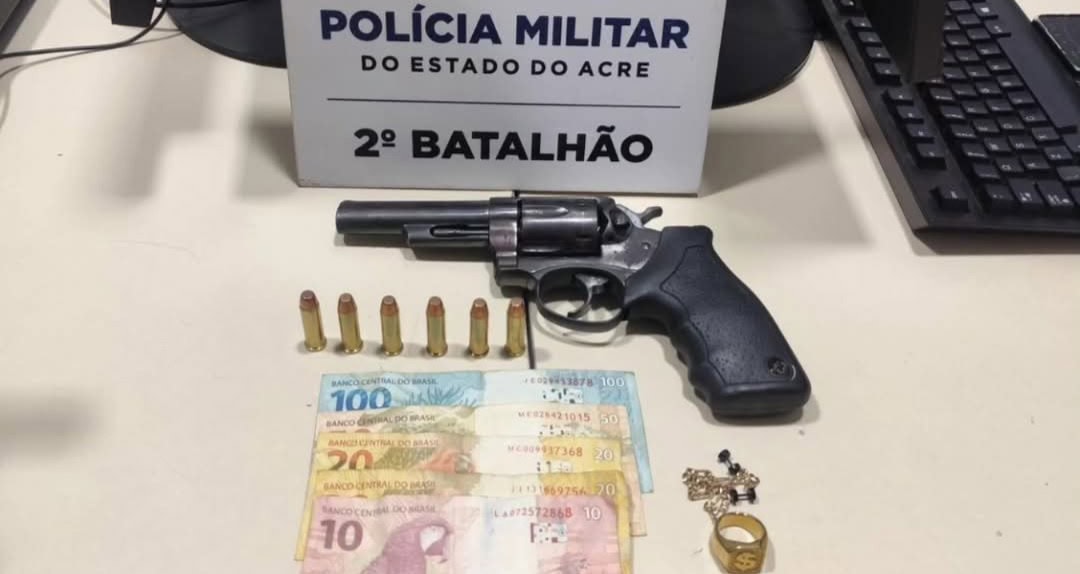Polícia Militar apreende arma e prende suspeito na Cidade do Povo