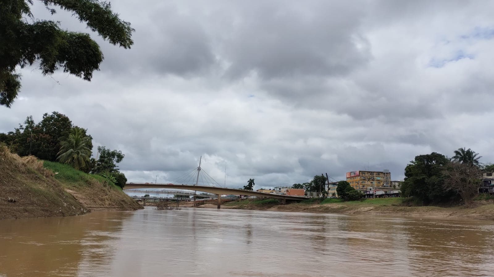 Nível do Rio Acre segue estável em Rio Branco com 4,57m nesta terça