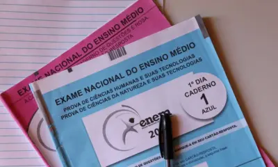como-estudar-para-enem Provas do Enem 2025 serão aplicadas nos dias 9 e 16 de novembro  • Shutterstock/Brenda Rocha