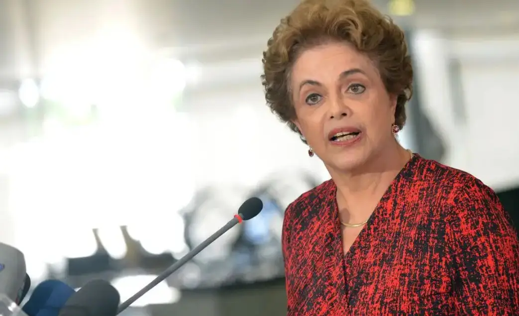 Pedido de anistia de Dilma Rousseff volta a ser analisado nesta quinta-feira