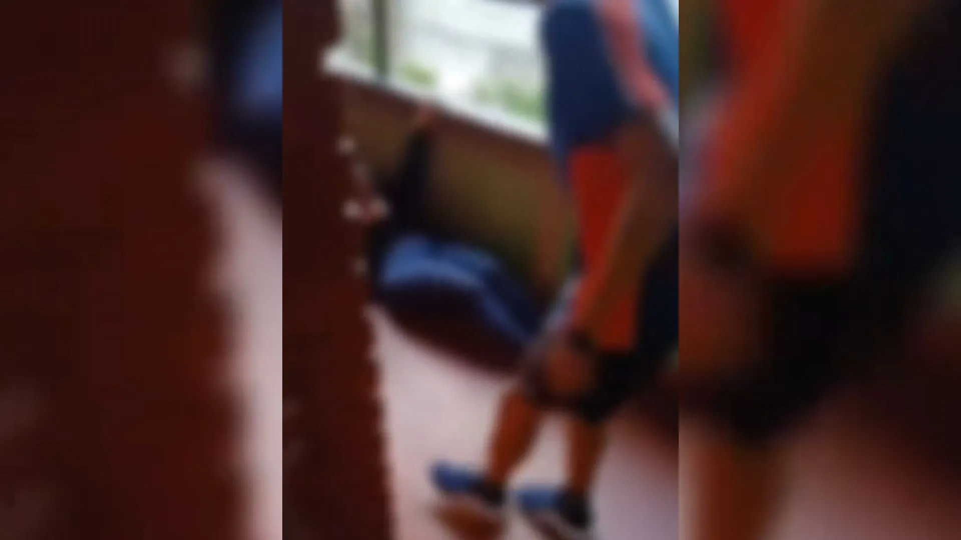 Vídeo: aluno agride professora após repreensão por uso de celular em BH