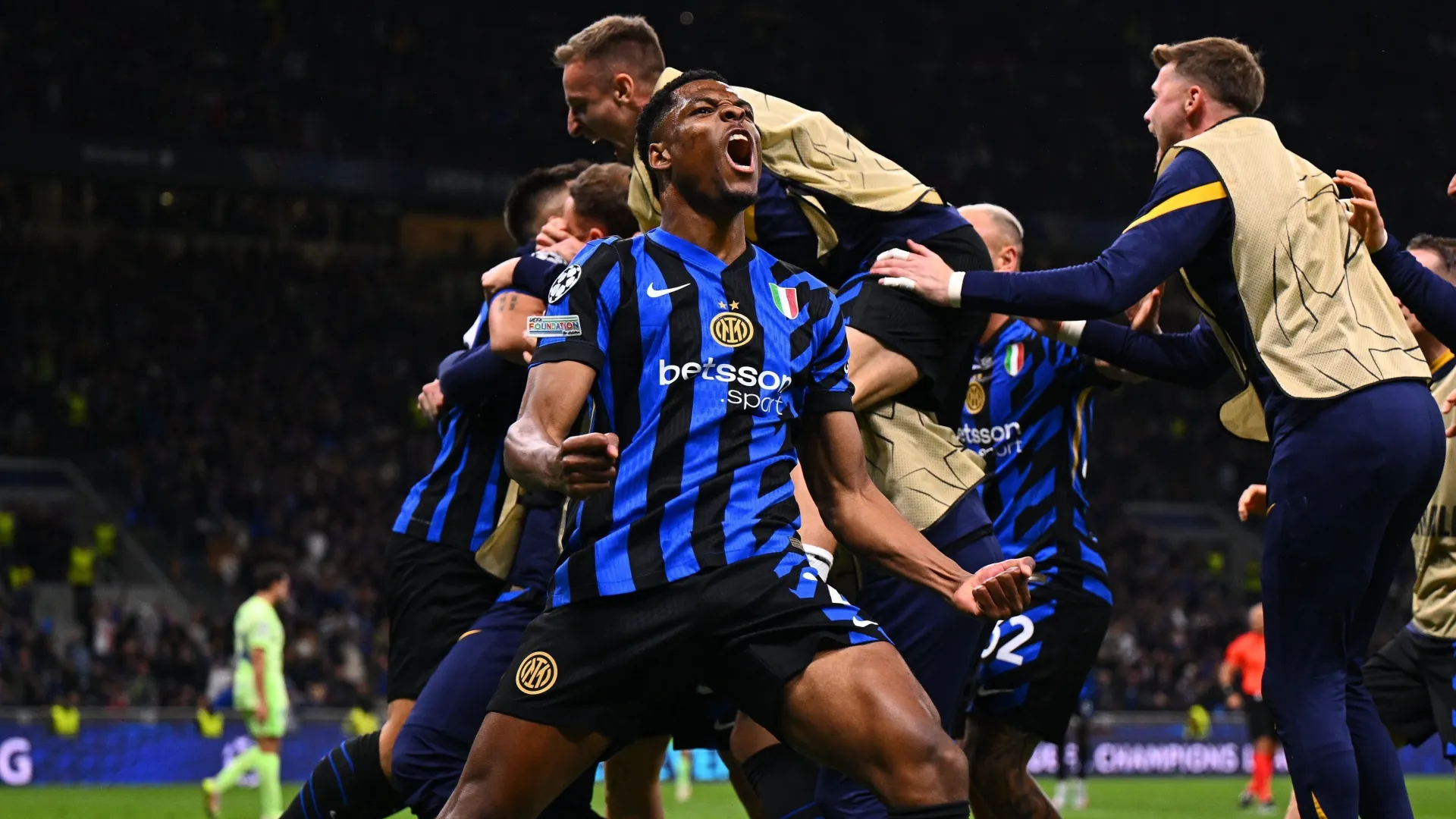 Inter de Milão vence Barcelona em jogo histórico e vai à final da Champions League