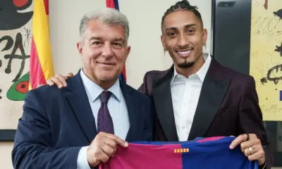 Raphinha renova contrato com o Barcelona até 2028 • Foto: Divulgação/ Barcelona