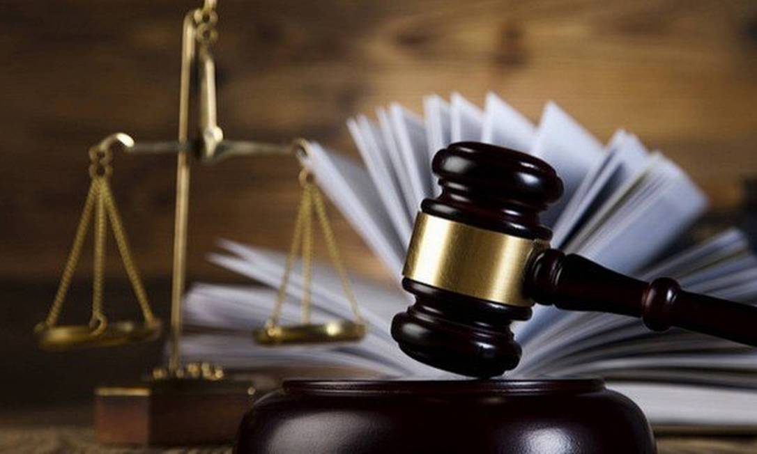 Decisão judicial: retratação